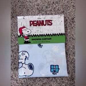 Peanuts Snoopy Christmas Wreaths Candy Canes Doghouse Lights Shower Curtain NIP